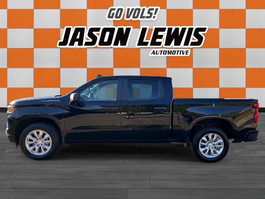 2024 Chevrolet Silverado 1500 2WD Crew Cab Short Bed Custom