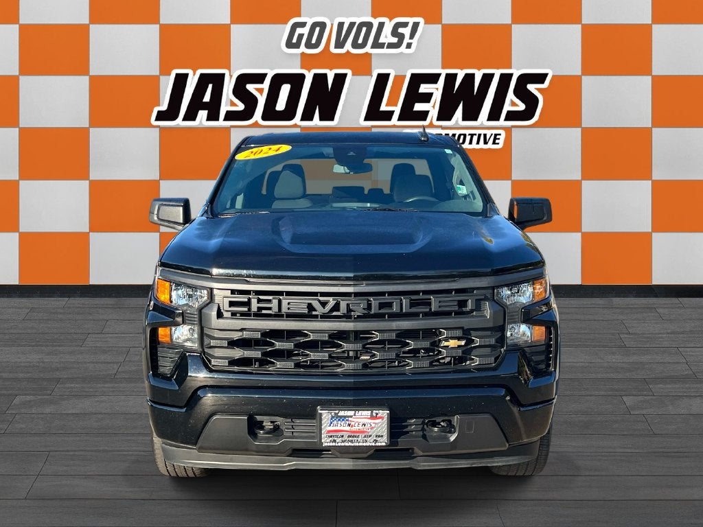 2024 Chevrolet Silverado 1500 2WD Crew Cab Short Bed Custom