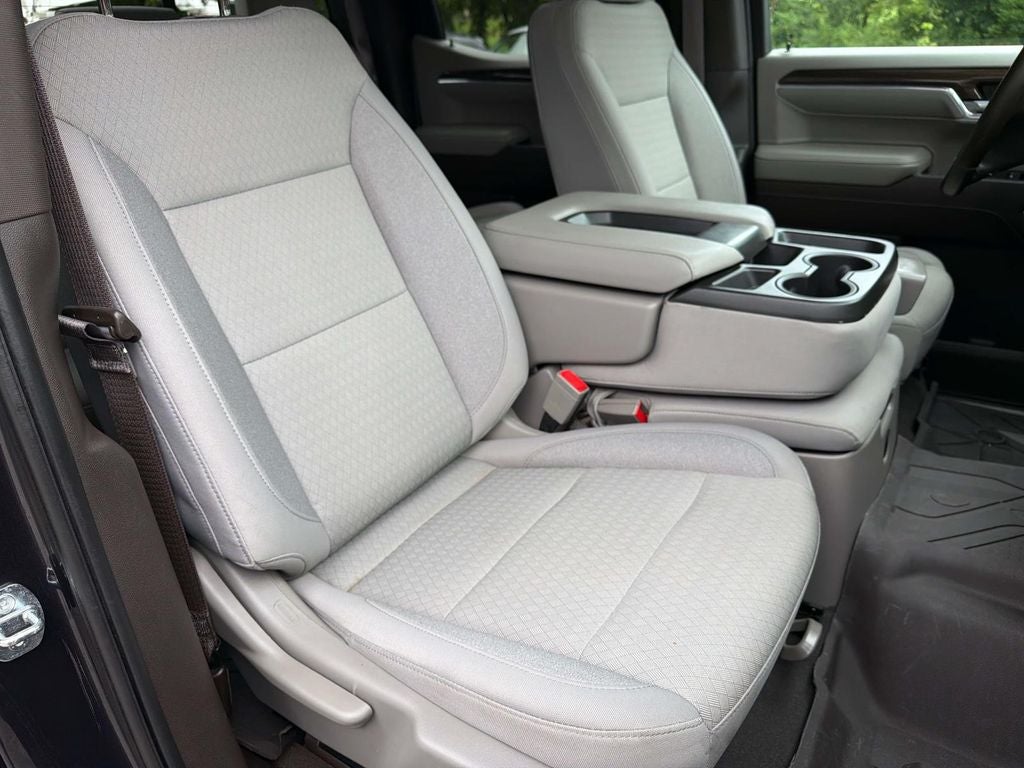 2022 Chevrolet Silverado 1500 4WD Crew Cab Standard Bed LT