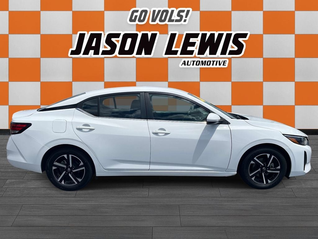 2024 Nissan Sentra SV Xtronic CVT