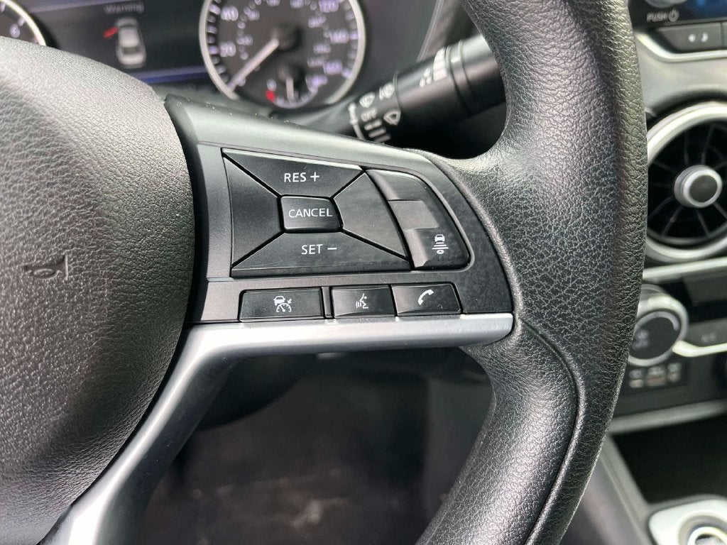 2023 Nissan Sentra SV Xtronic CVT
