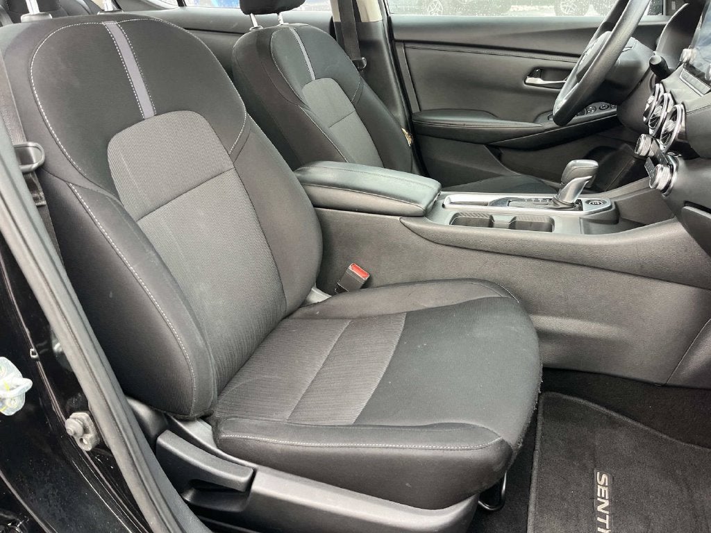 2024 Nissan Sentra SV Xtronic CVT