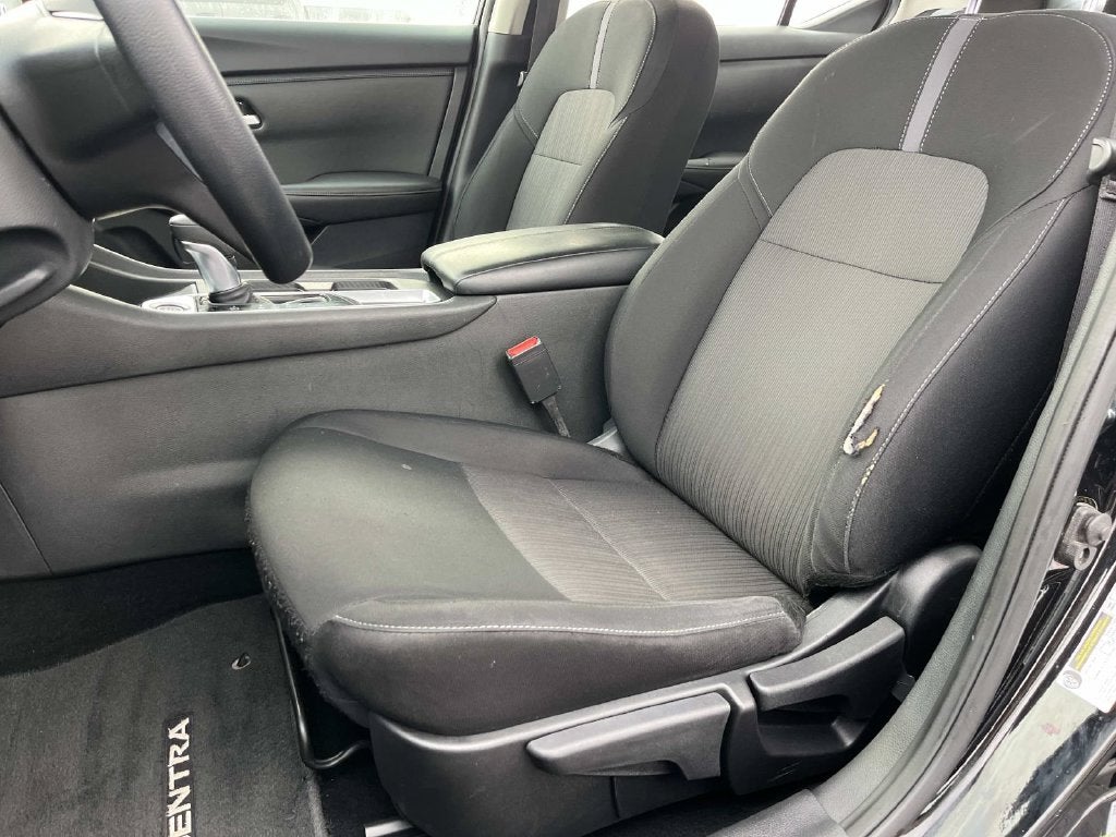 2024 Nissan Sentra SV Xtronic CVT
