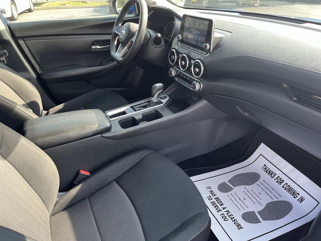 2024 Nissan Sentra SV Xtronic CVT