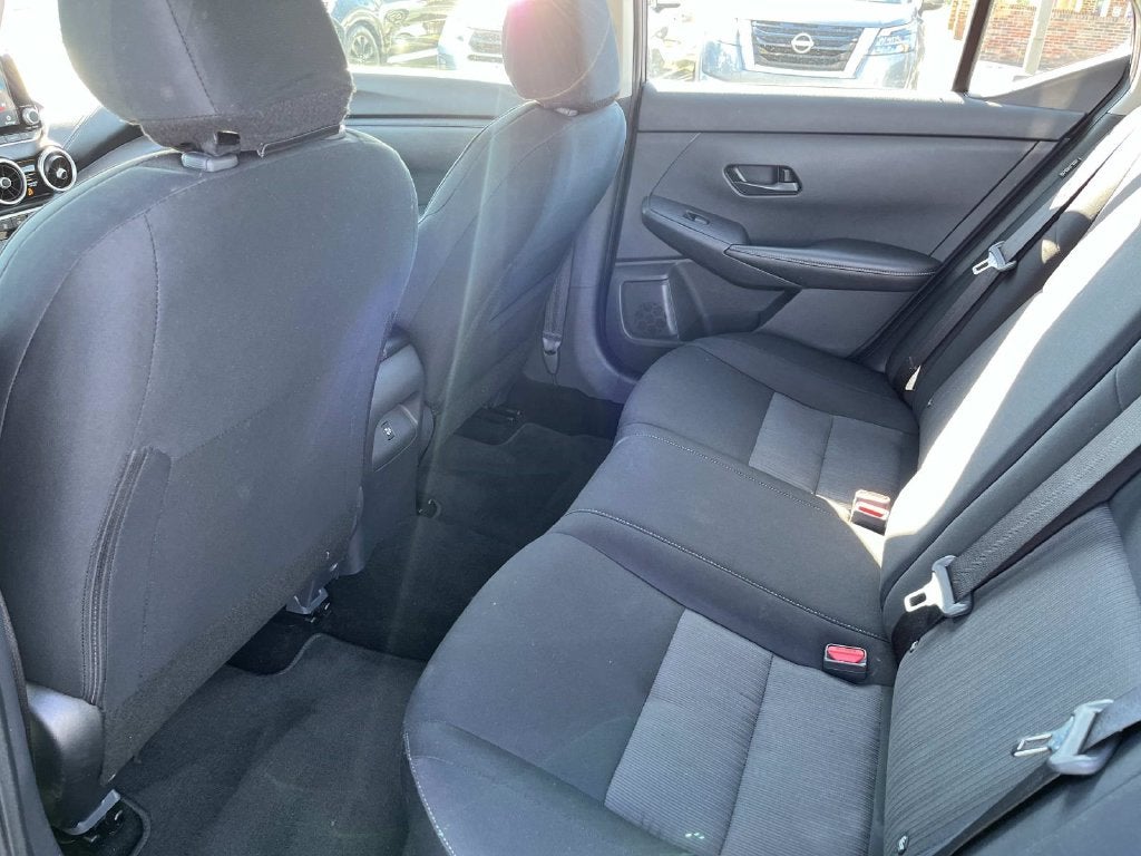 2024 Nissan Sentra SV Xtronic CVT