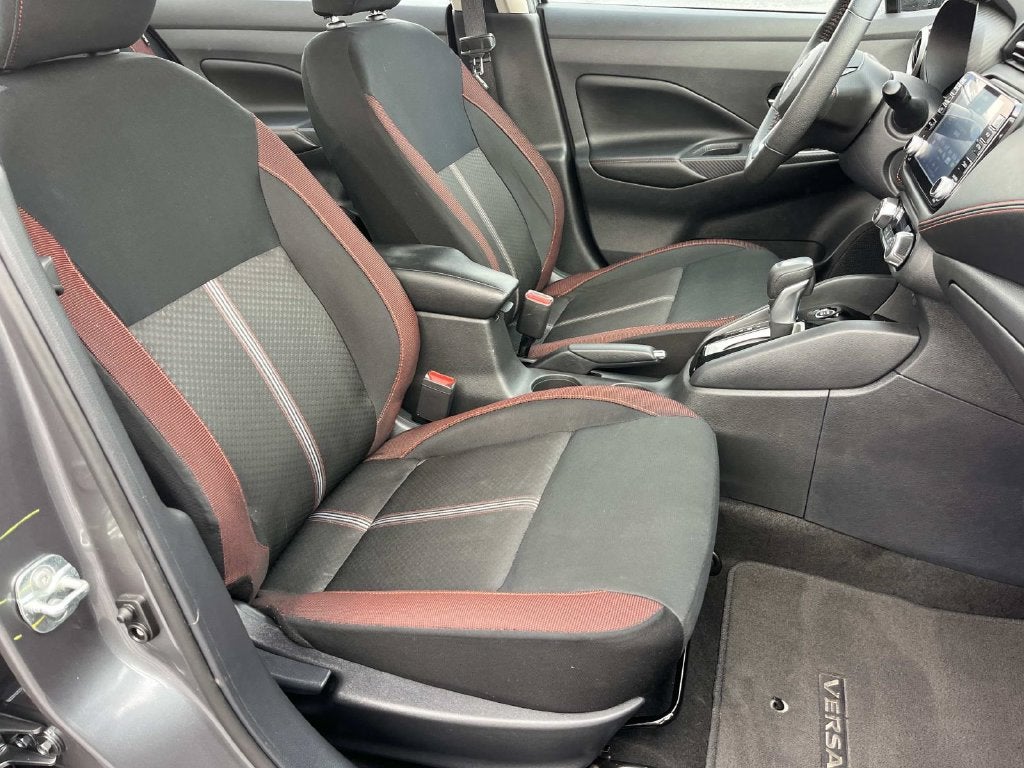 2024 Nissan Versa 1.6 SR