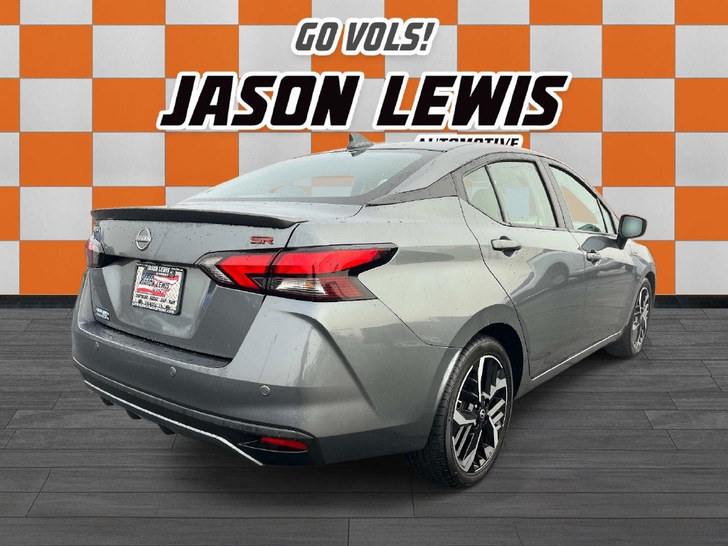 2024 Nissan Versa 1.6 SR