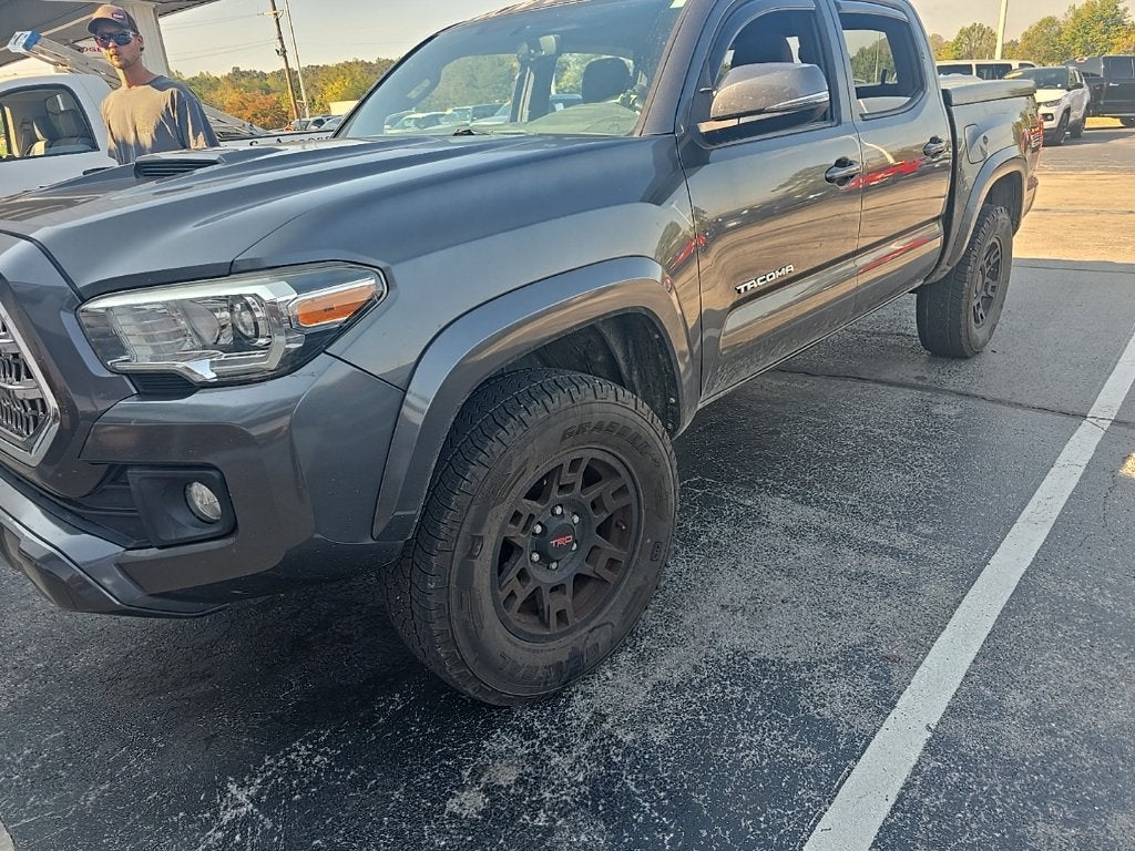 2016 Toyota Tacoma TRD Sport