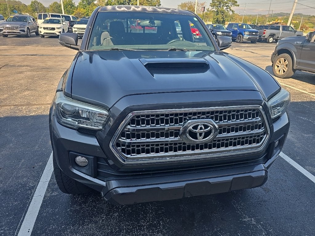 2016 Toyota Tacoma TRD Sport