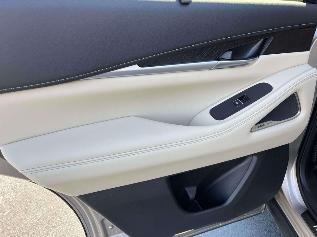 2025 INFINITI QX60 SENSORY AWD