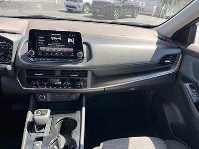 2023 Nissan Rogue SV FWD
