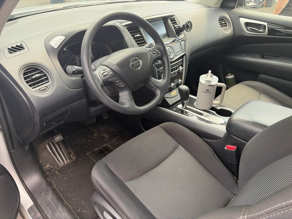 2020 Nissan Pathfinder S 2WD
