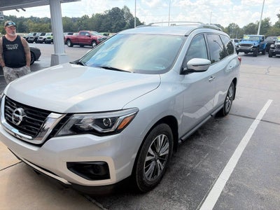 2020 Nissan Pathfinder S 2WD