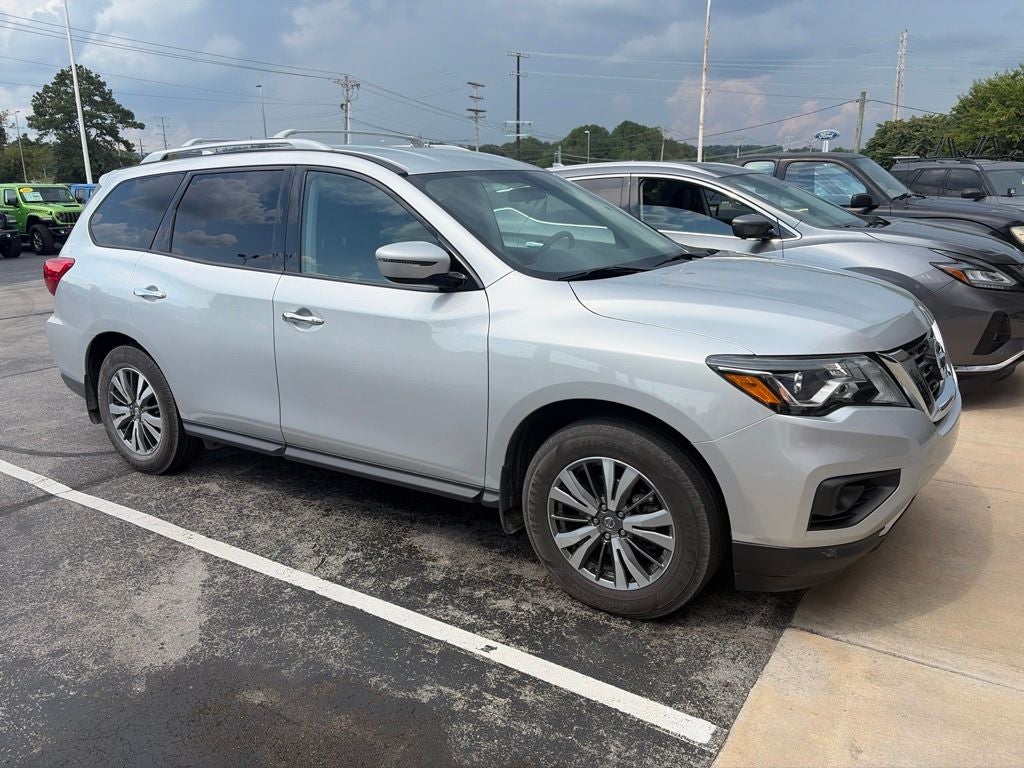 2020 Nissan Pathfinder S 2WD