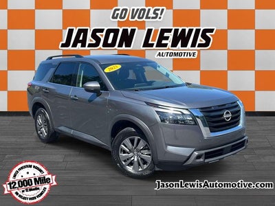 2025 Nissan Pathfinder SV 4WD
