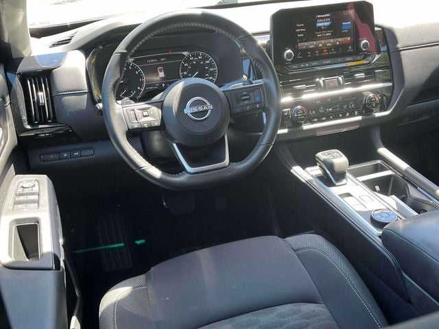 2025 Nissan Pathfinder SV 4WD