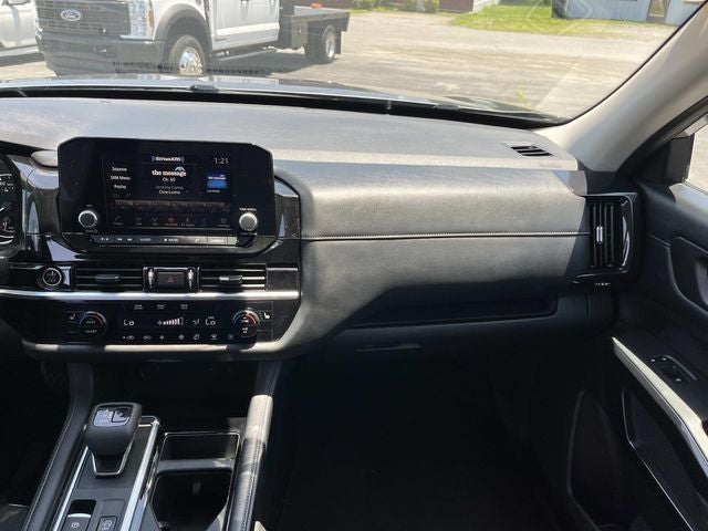 2024 Nissan Pathfinder SV 4WD
