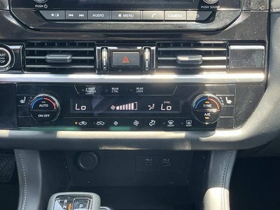 2024 Nissan Pathfinder SV 4WD