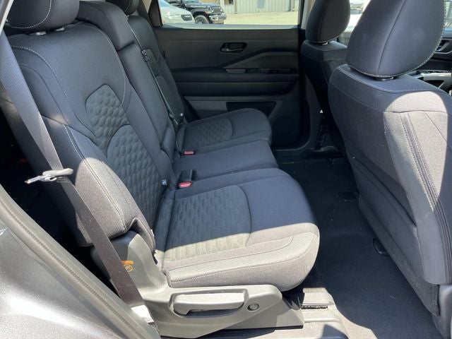 2024 Nissan Pathfinder SV 4WD