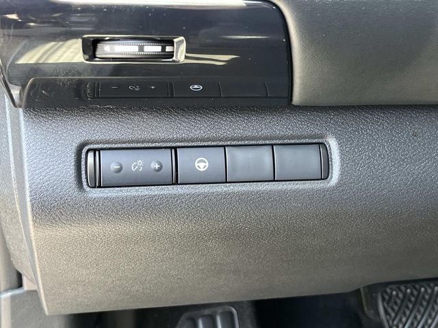 2024 Nissan Pathfinder SV 4WD