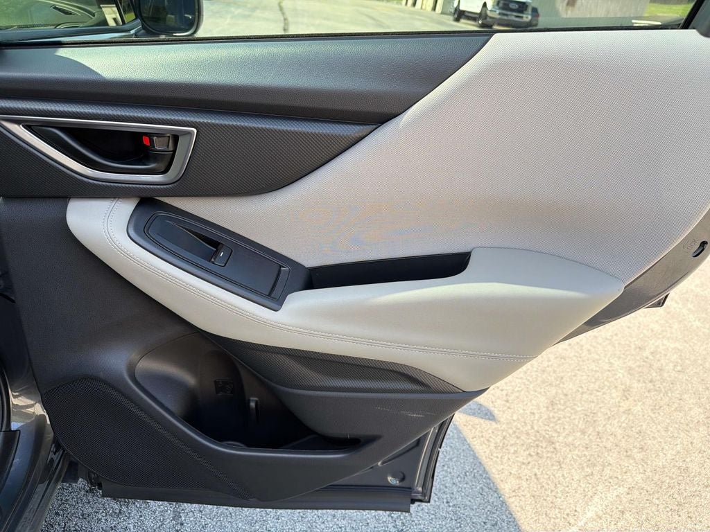 2023 Subaru Forester Base