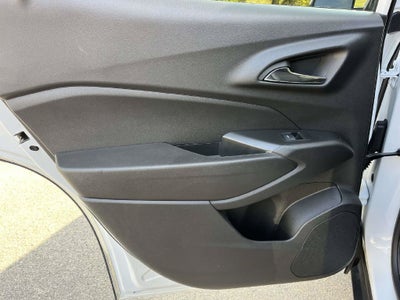2025 Chevrolet Trax FWD LT