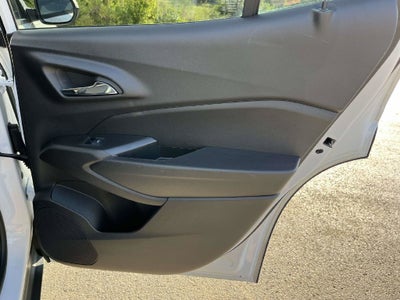 2025 Chevrolet Trax FWD LT