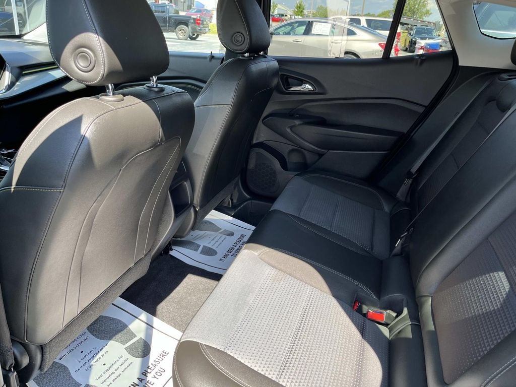 2025 Chevrolet Trax FWD LT