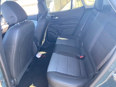2025 Chevrolet Trax FWD LT