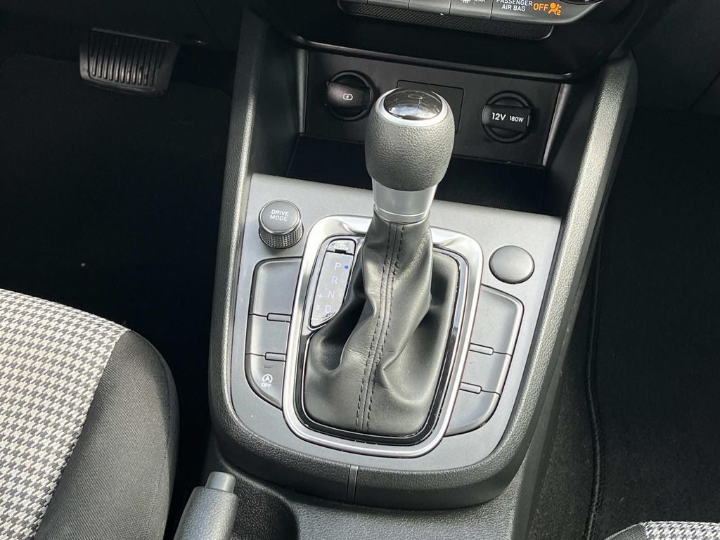 2022 Hyundai Kona SE