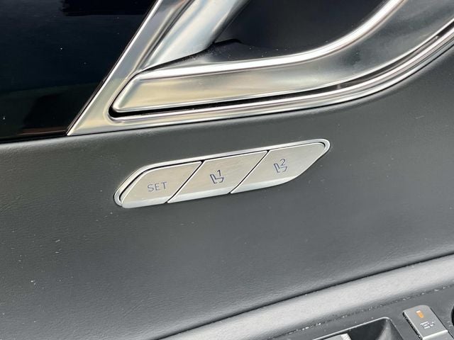 2025 Genesis GV80 2.5T Standard AWD