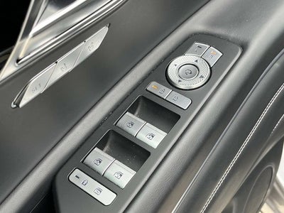 2025 Genesis GV80 2.5T Standard AWD