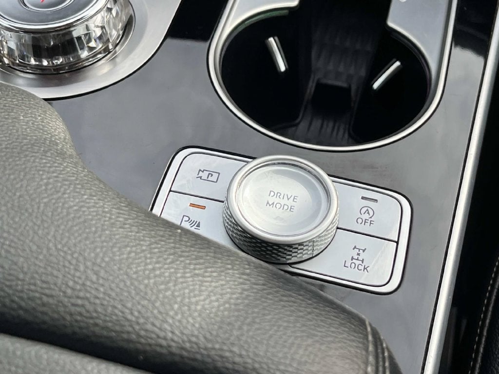 2025 Genesis GV80 2.5T Standard AWD