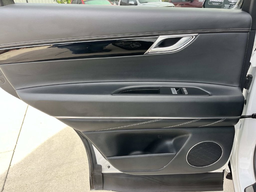 2025 Genesis GV80 2.5T Standard AWD