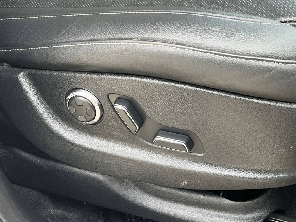 2025 Genesis GV80 2.5T Standard AWD