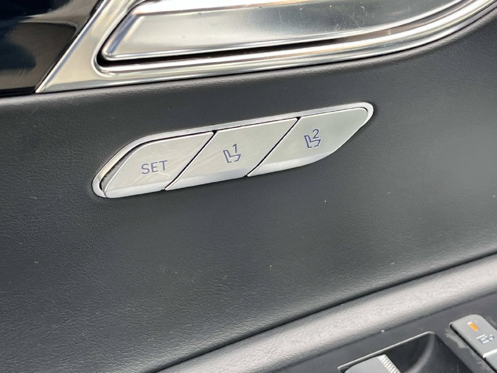 2025 Genesis GV80 2.5T Standard AWD