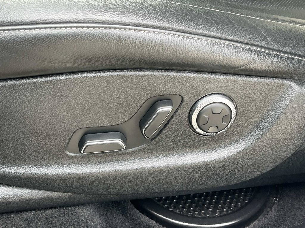 2025 Genesis GV80 2.5T Standard AWD