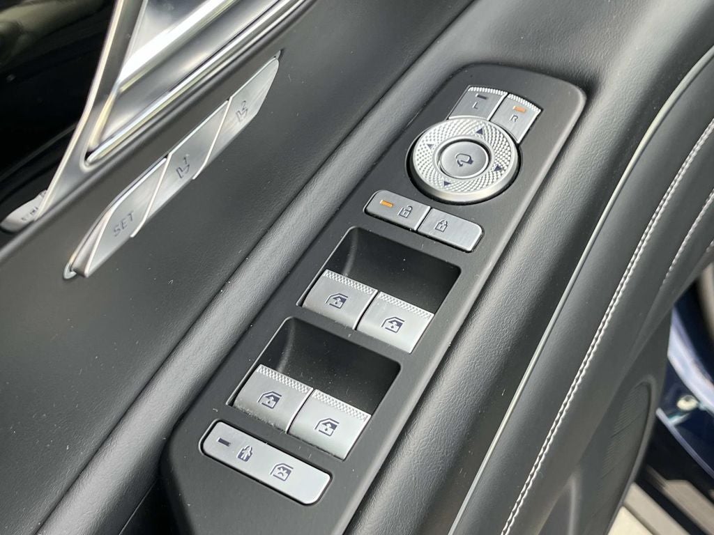 2025 Genesis GV80 2.5T Standard AWD