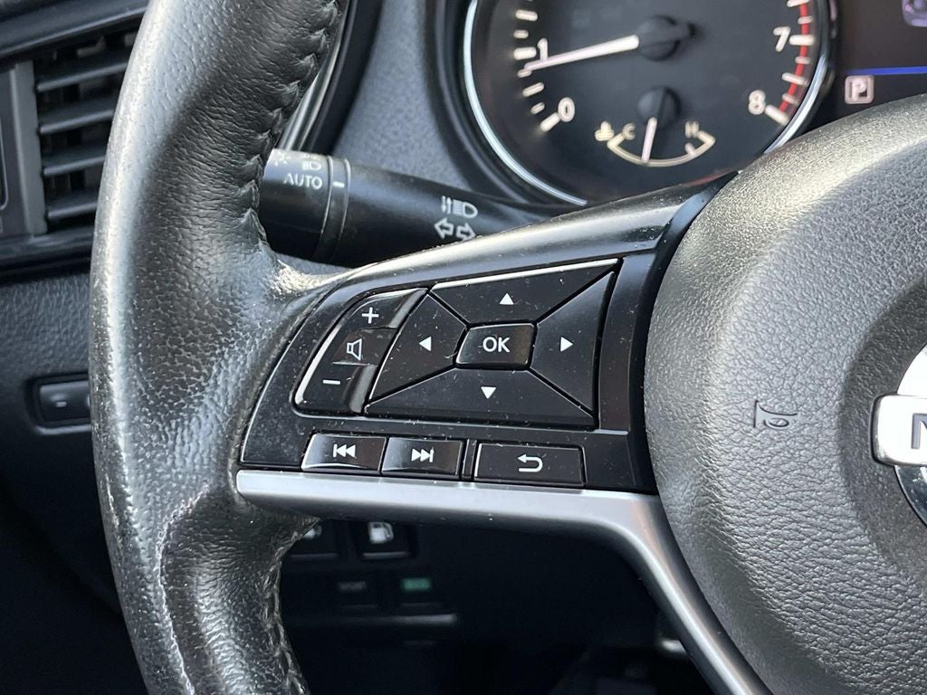 2020 Nissan Rogue SV FWD