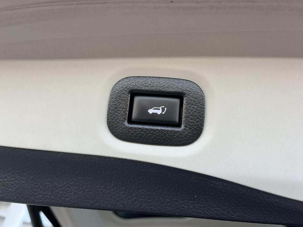 2020 Nissan Rogue SV FWD