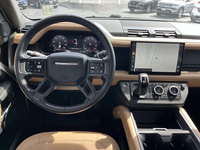 2025 Land Rover Defender 130 130 P400 X-Dynamic SE