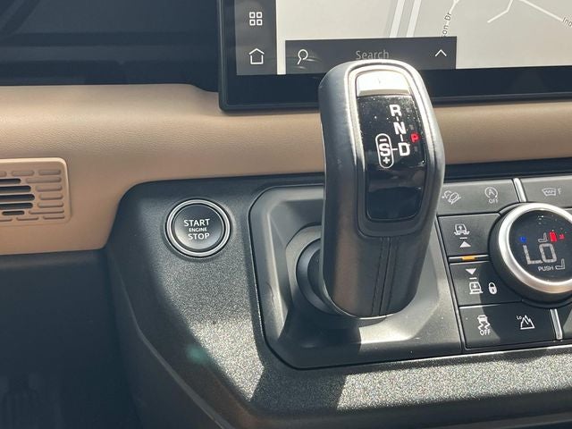2025 Land Rover Defender 130 130 P400 X-Dynamic SE
