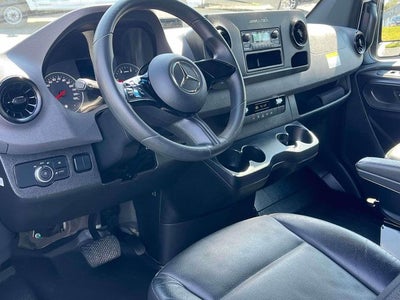 2025 Mercedes-Benz Sprinter 2500 Standard Roof 4-Cyl Diesel HO