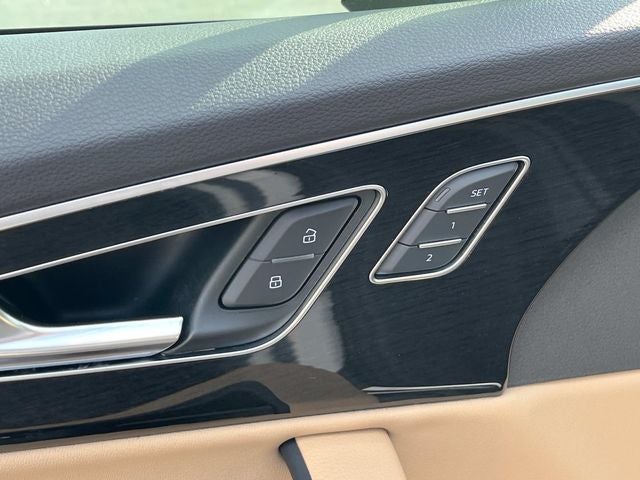 2022 Audi Q7 Premium Plus 55 TFSI quattro Tiptronic