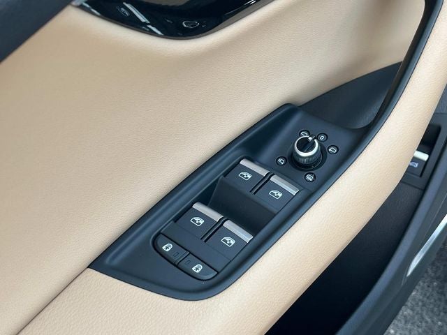 2022 Audi Q7 Premium Plus 55 TFSI quattro Tiptronic
