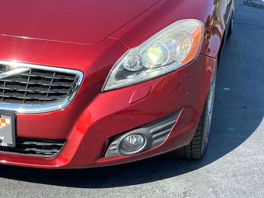 2011 Volvo C70 T5 (Retail Only)