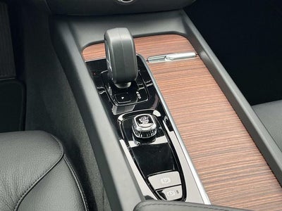 2025 Volvo V60 Cross Country Plus, B5 AWD Gas (mild hybrid)