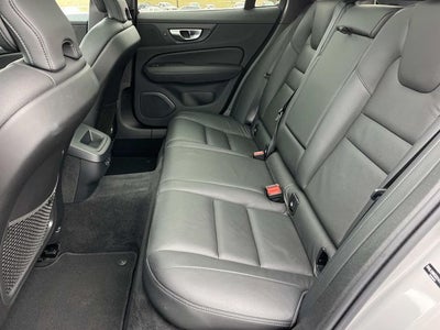 2025 Volvo V60 Cross Country Plus, B5 AWD Gas (mild hybrid)