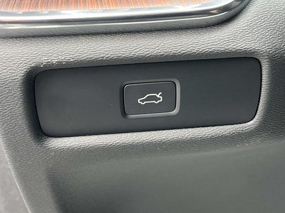 2025 Volvo V60 Cross Country Plus, B5 AWD Gas (mild hybrid)
