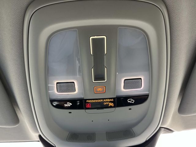 2025 Volvo V60 Cross Country Plus, B5 AWD Gas (mild hybrid)